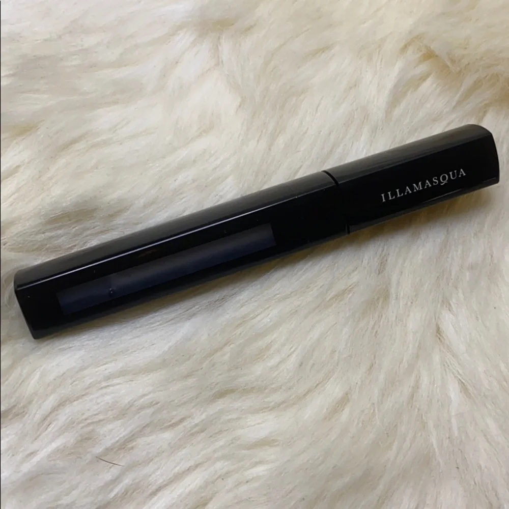 ✨ Illamasqua Loaded Lip Polish in Glaze ✨